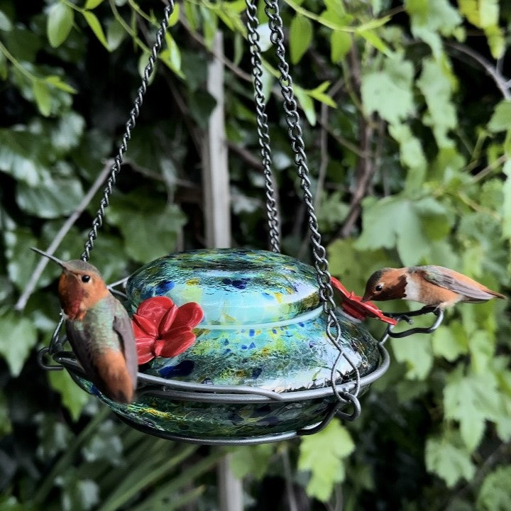 Load image into Gallery viewer, Illuminated Hummingbird Feeder