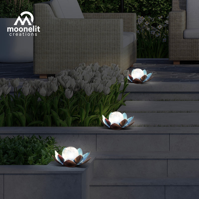Load image into Gallery viewer, Lotus Flower Solar LED Garden Light - Blue
